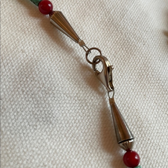 Chic Turquoise and Red Beaded Necklace - Picture 3 of 7